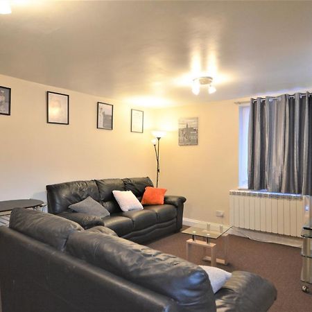 London Zone 2 Lovely 4 Bedroom Apartment - 3 Trowbridge Road Exterior foto