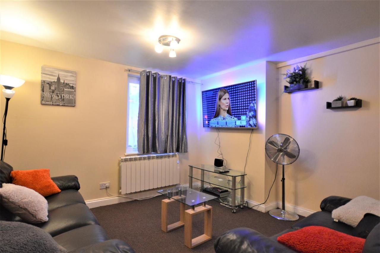 London Zone 2 Lovely 4 Bedroom Apartment - 3 Trowbridge Road Exterior foto